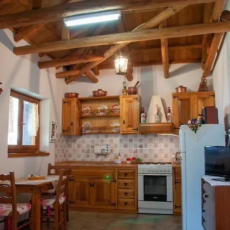 Seaelia Cottagehouse Дом отдыха *